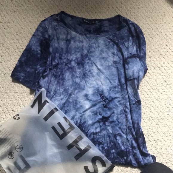 SHEIN new tie dye shorts and shirt set - Picture 3 of 3